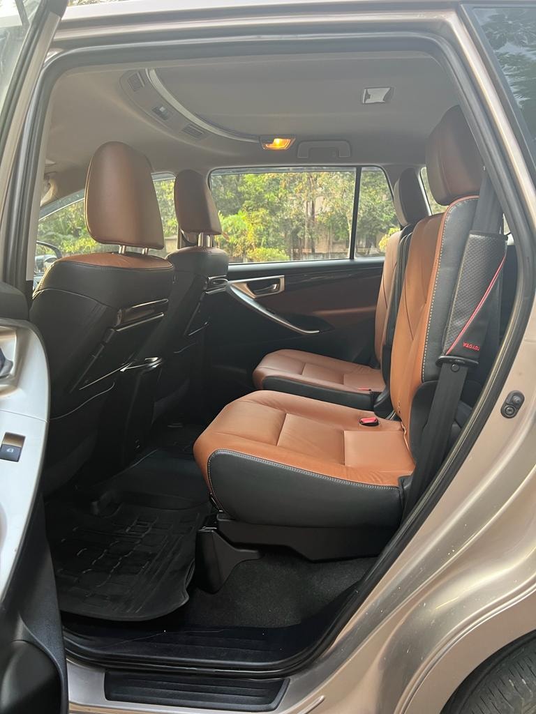 Innova Crysta image 11 Innova Crysta image 11