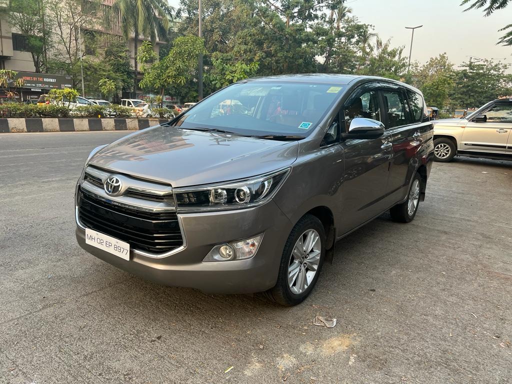 Innova Crysta image 1 Innova Crysta image 1