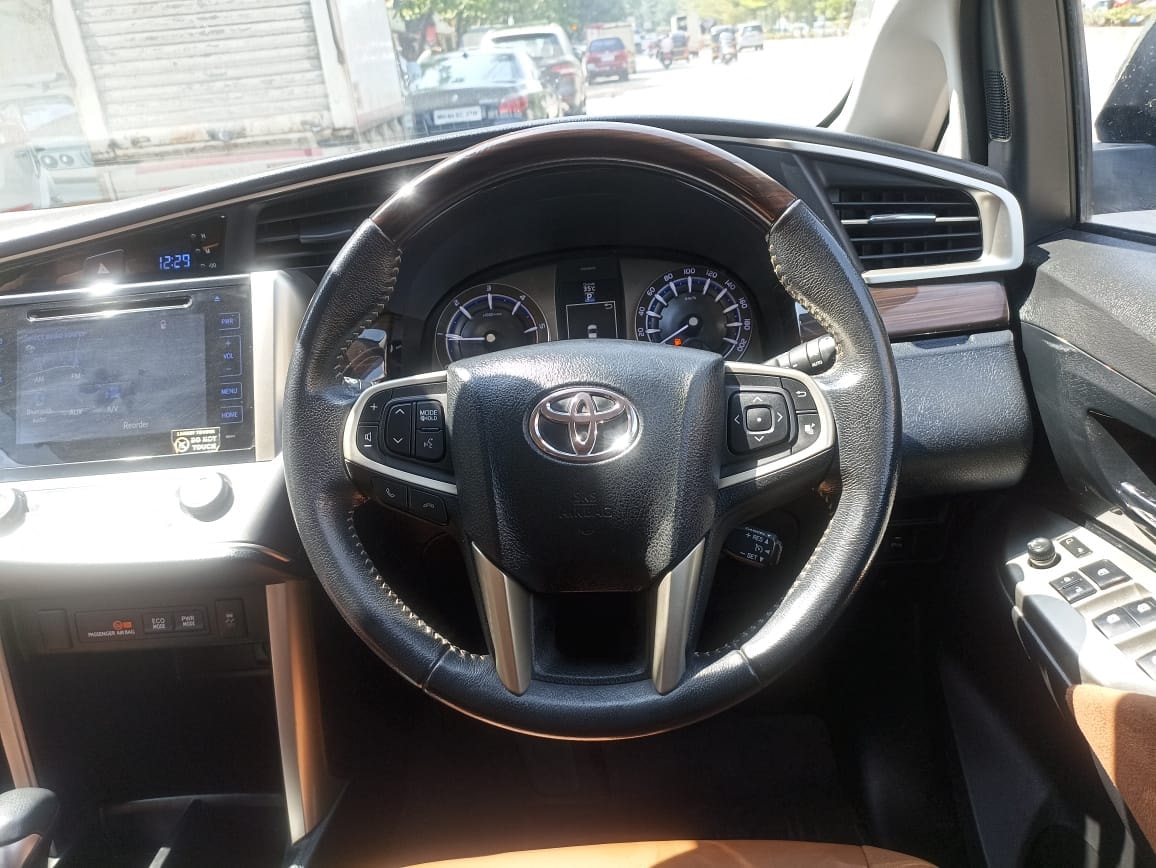 Innova Crysta image 13 Innova Crysta image 13