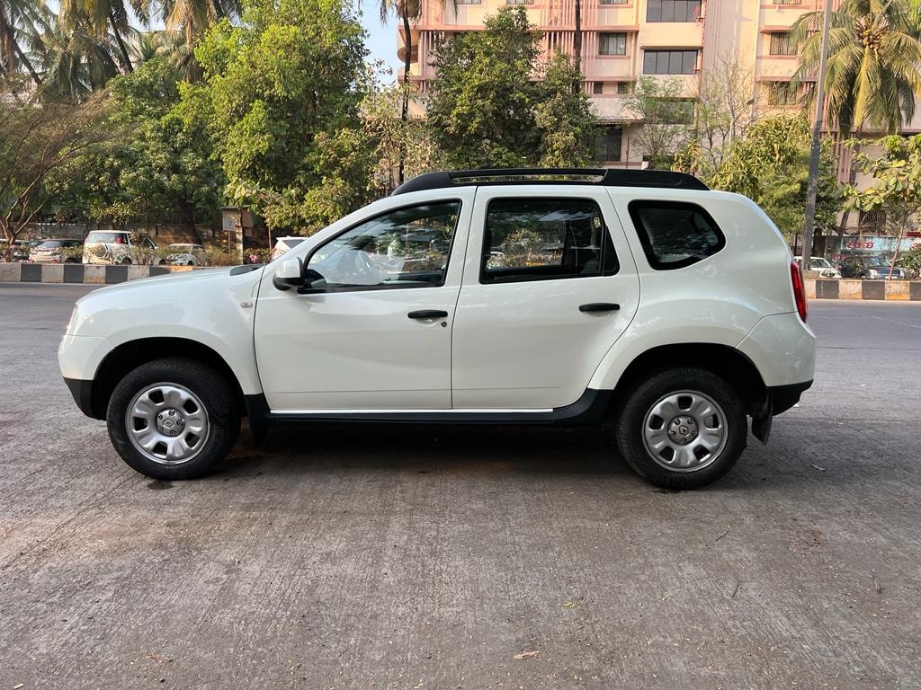 Duster image 4 Duster image 4