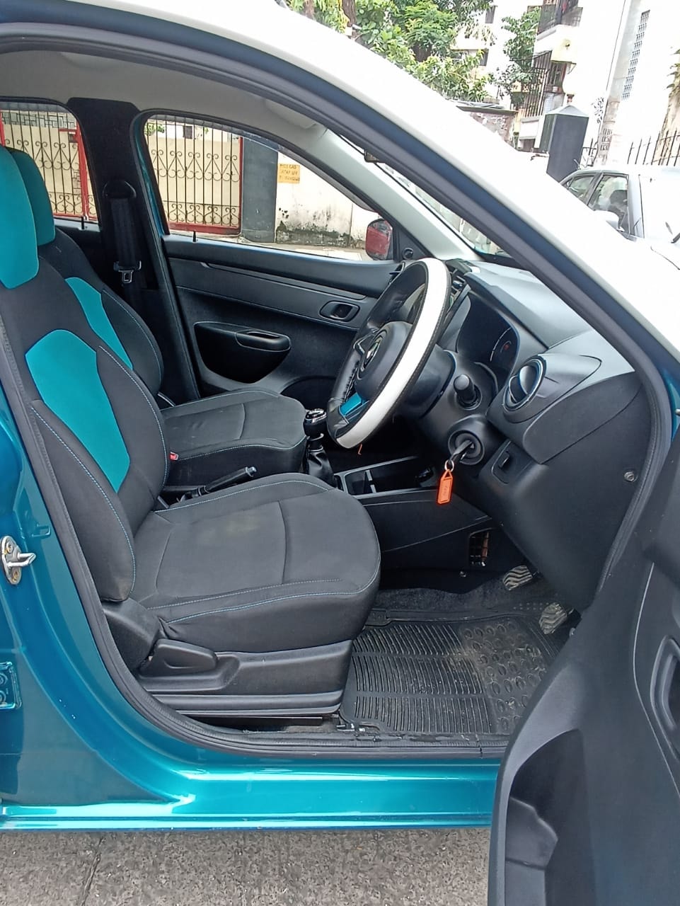 Kwid image 16 Kwid image 16