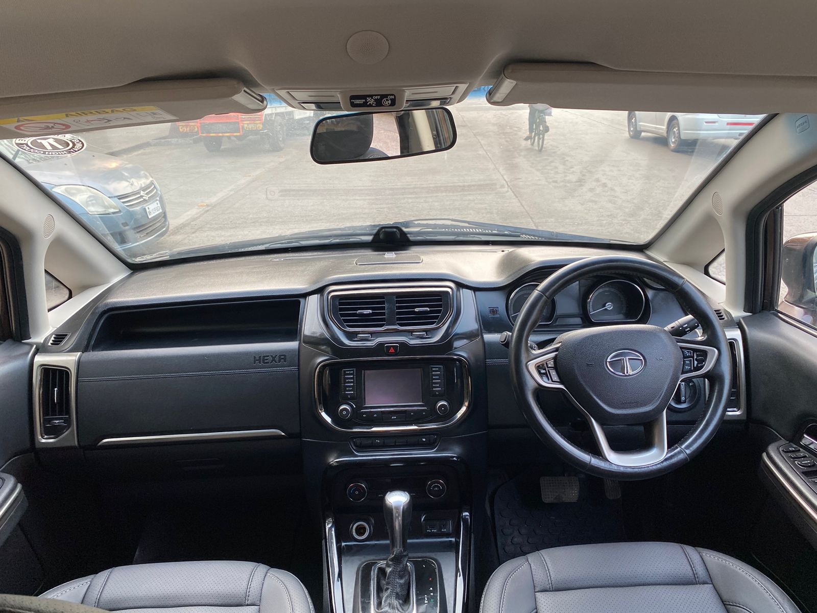 Hexa image 12 Hexa image 12