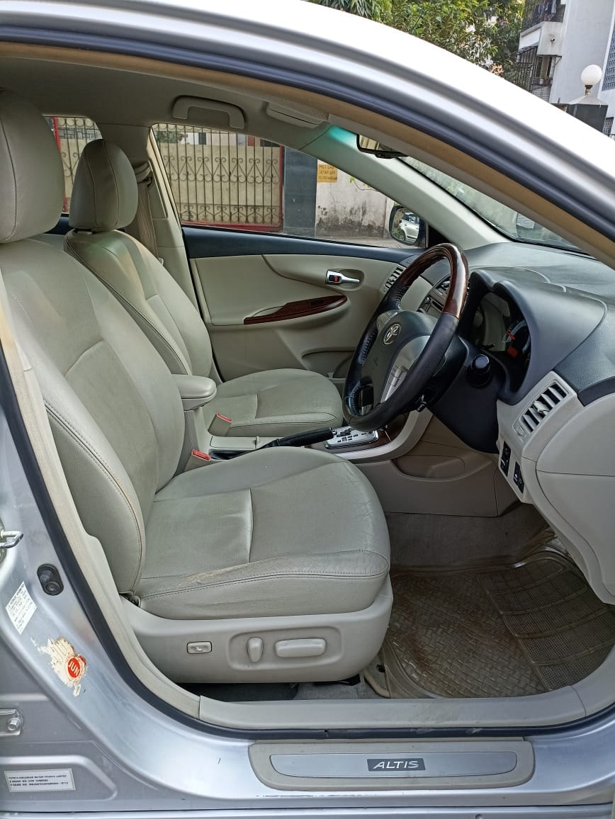 Corolla Altis image 14 Corolla Altis image 14