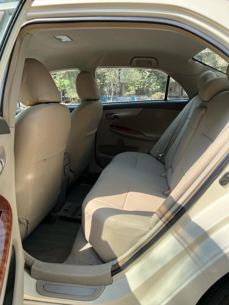 Corolla Altis image 15 Corolla Altis image 15