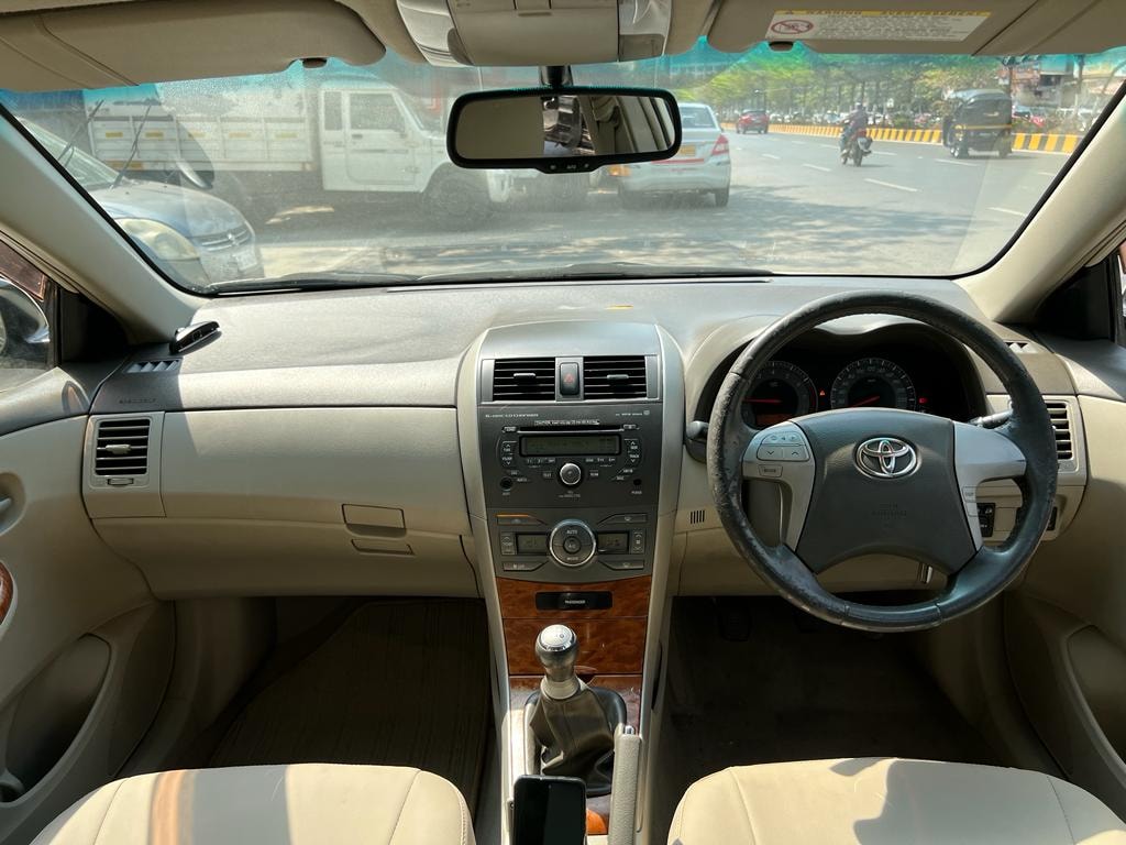 Corolla Altis image 12 Corolla Altis image 12