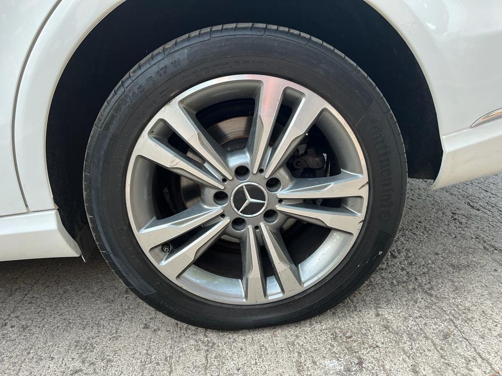 E-Class image 9 E-Class image 9