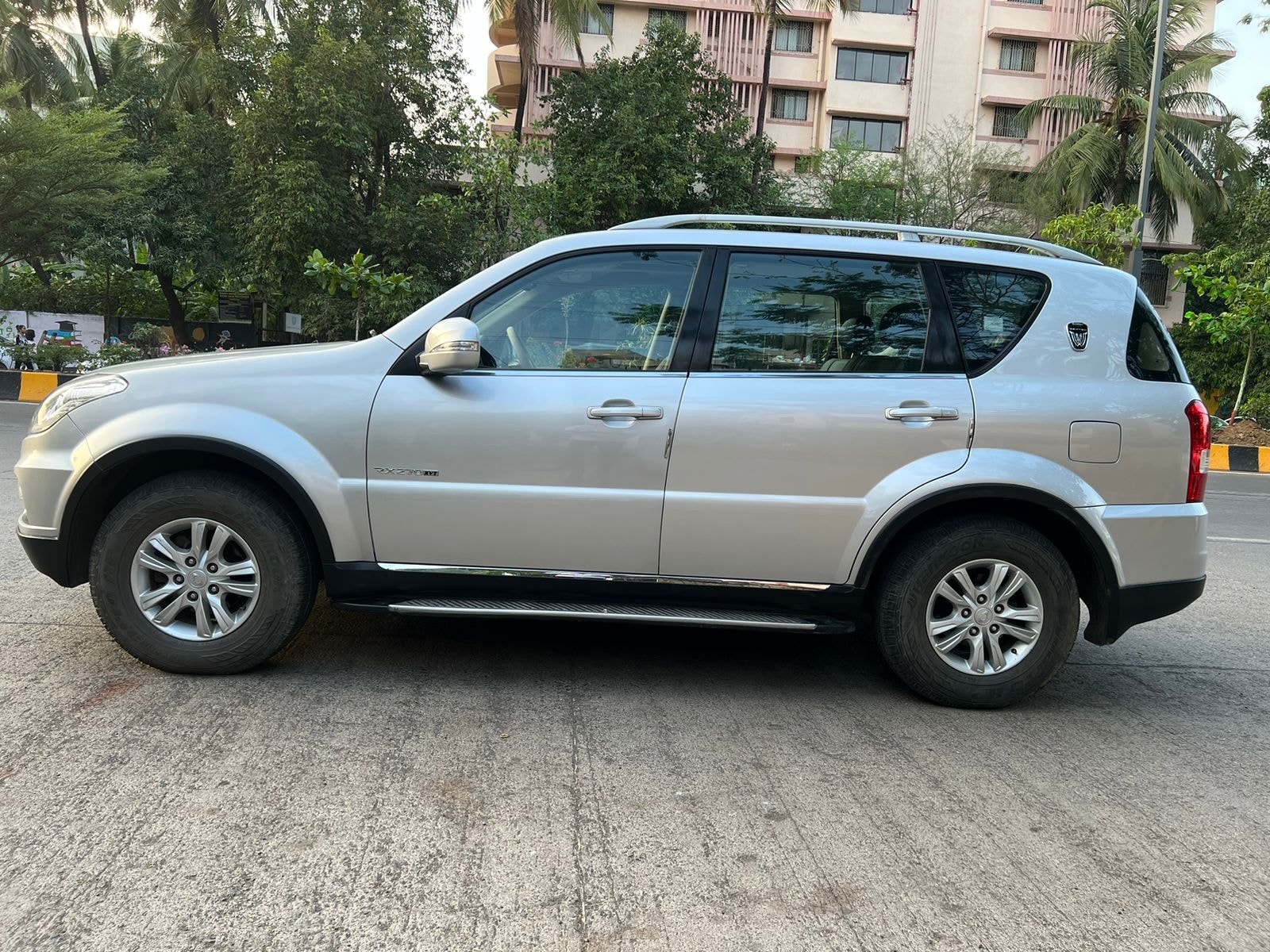 Rexton W image 2 Rexton W image 2