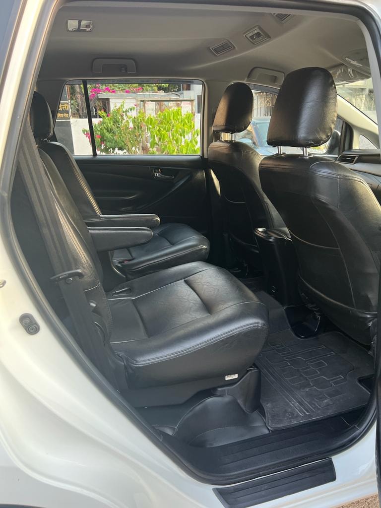 Innova Crysta image 15 Innova Crysta image 15