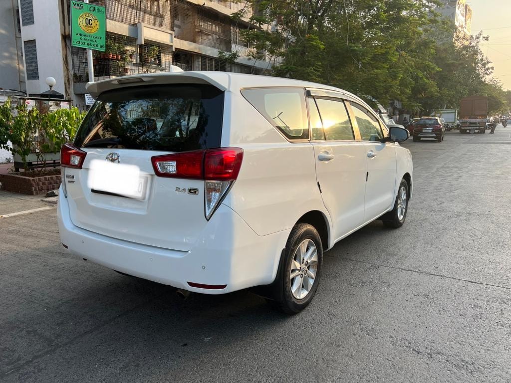 Innova Crysta image 5 Innova Crysta image 5