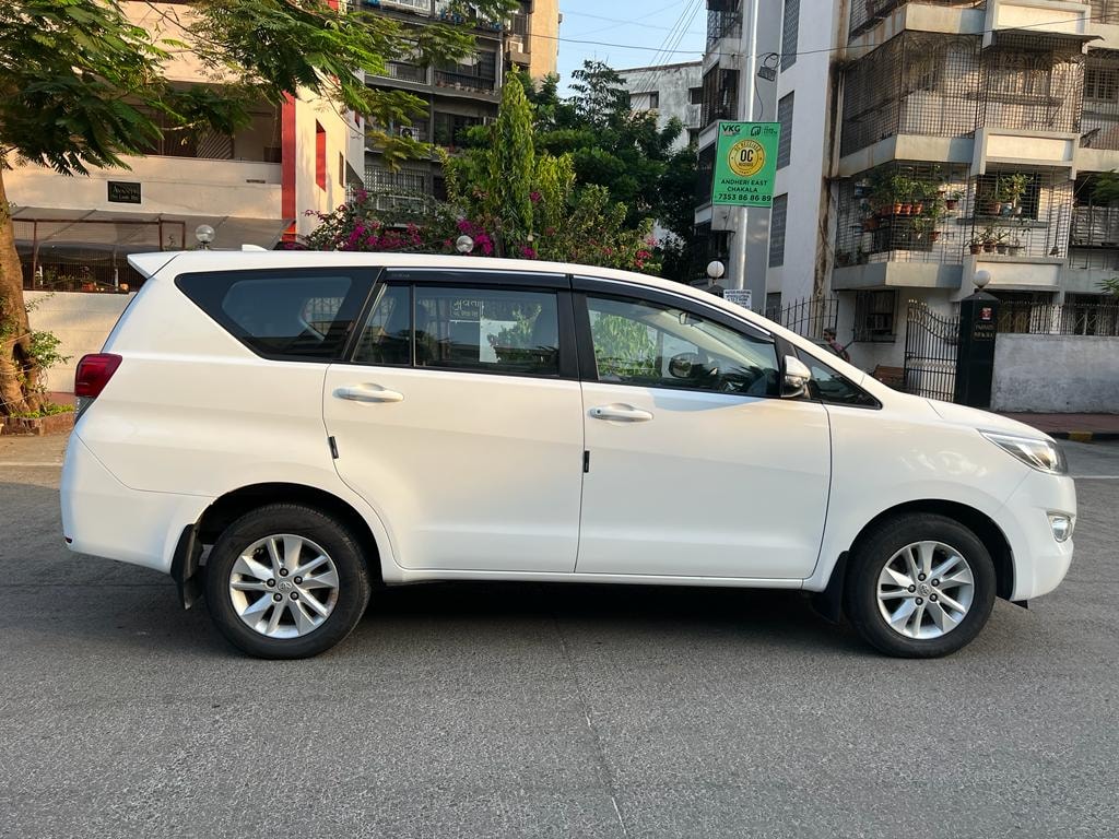 Innova Crysta image 6 Innova Crysta image 6