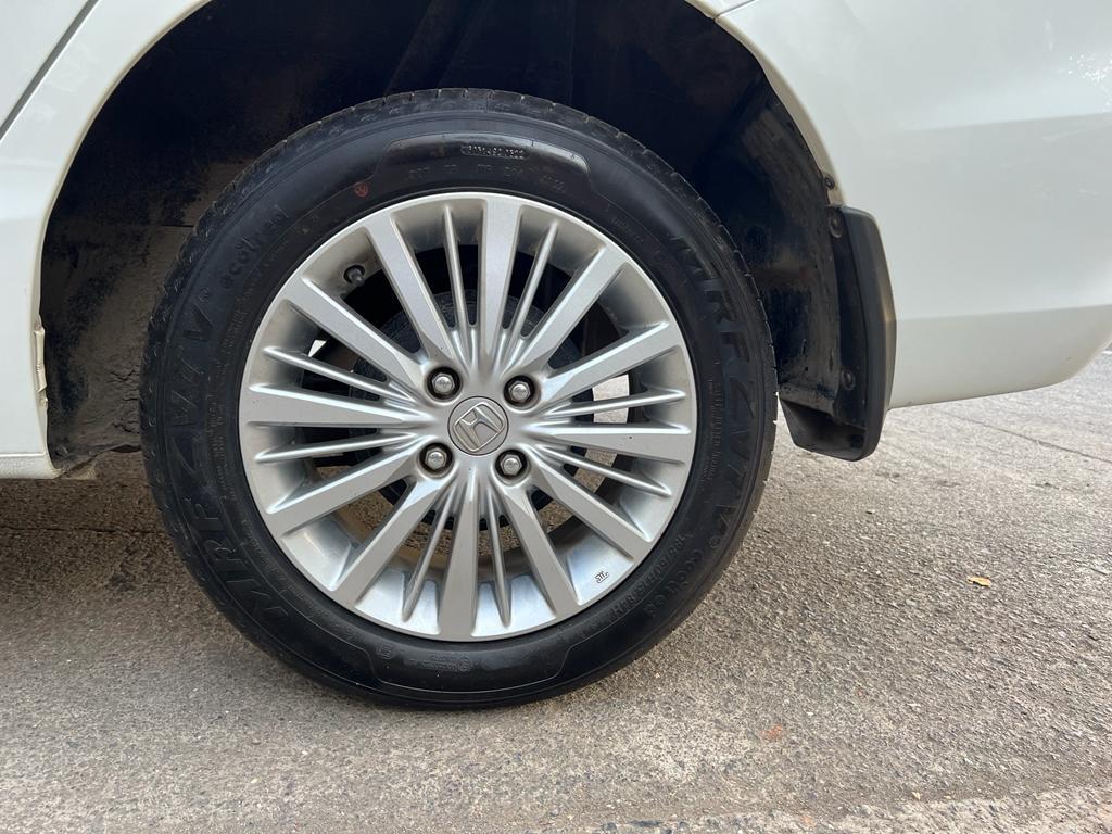 2022 Honda City V CVT Petrol [2019-2023] Wheels Tyres 