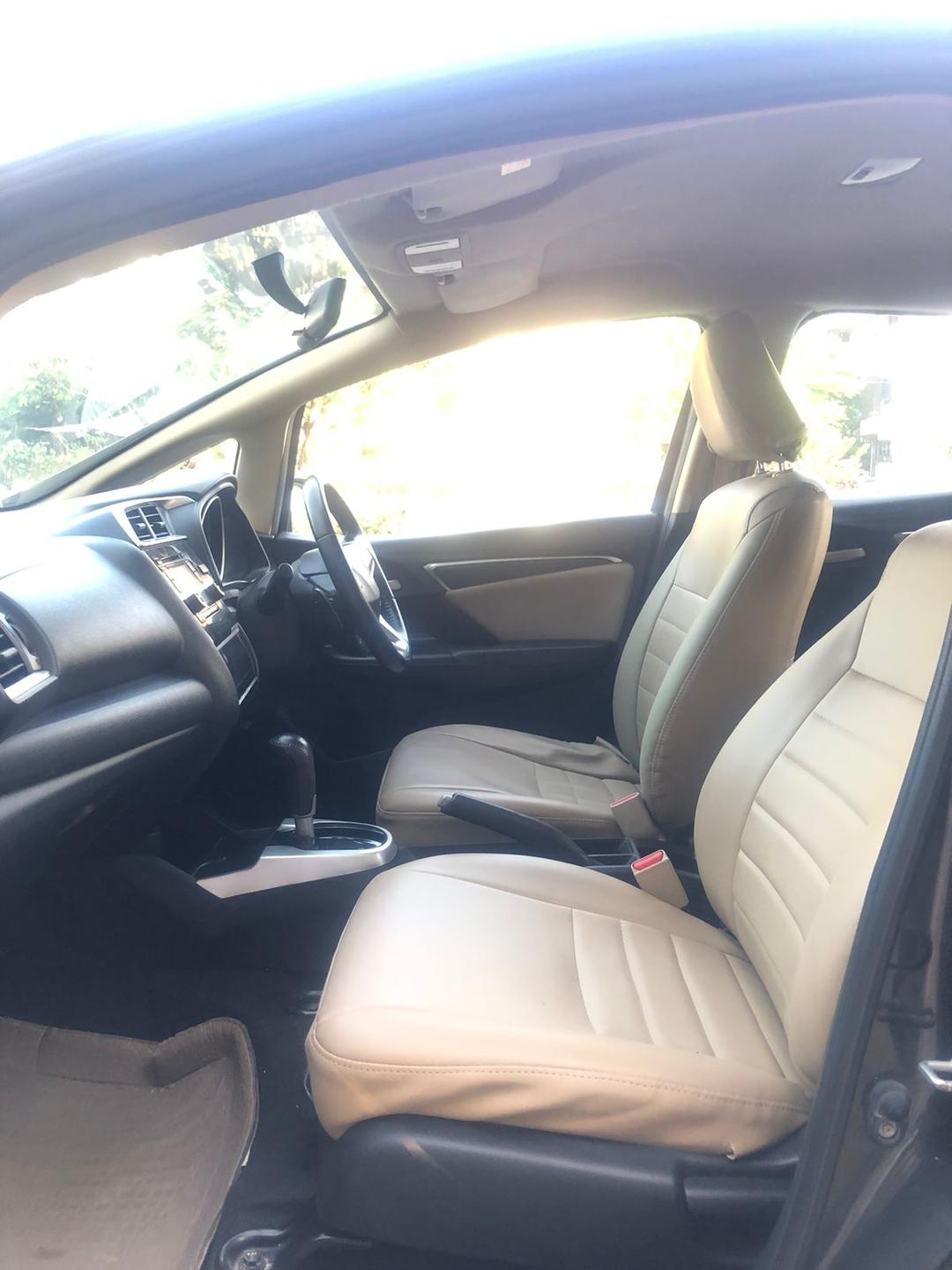 2016 Honda Jazz V CVT Petrol BS IV Front Seats 