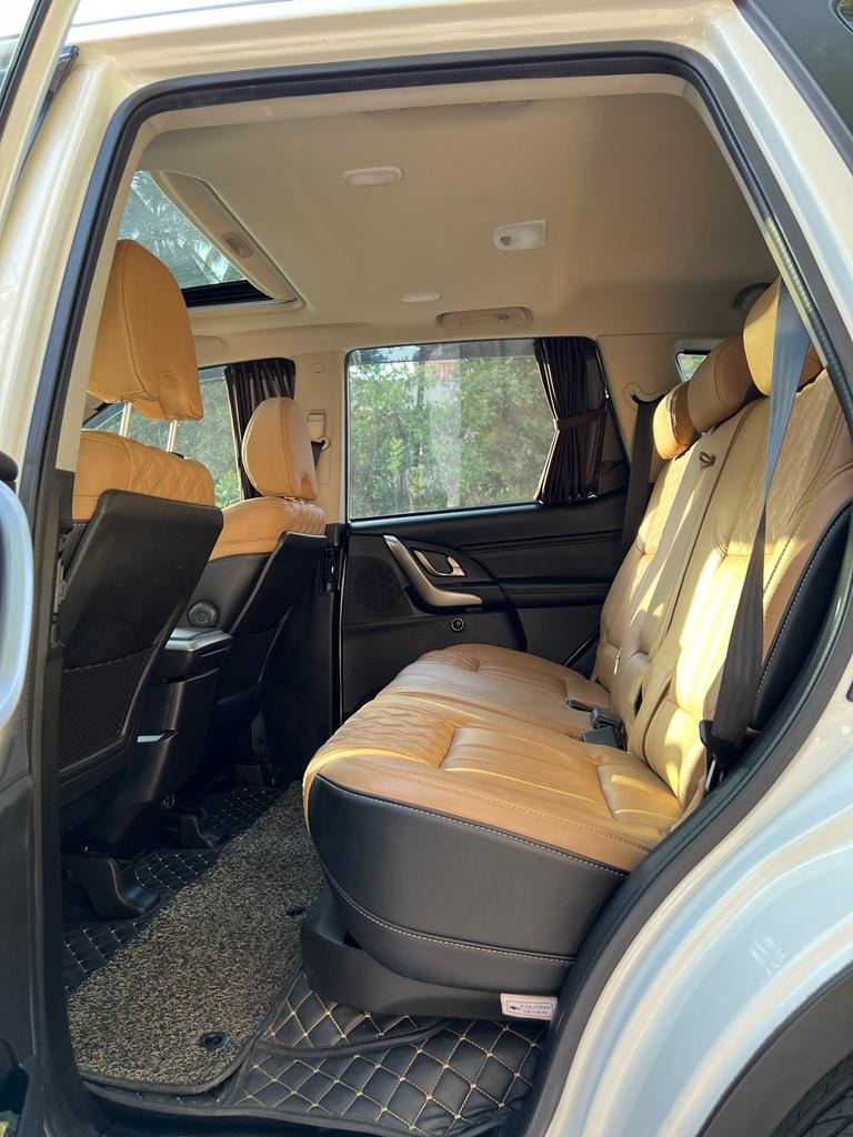 XUV500 image 14 XUV500 image 14