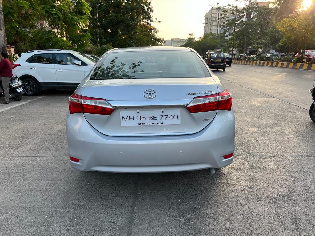 Corolla Altis image 4 Corolla Altis image 4