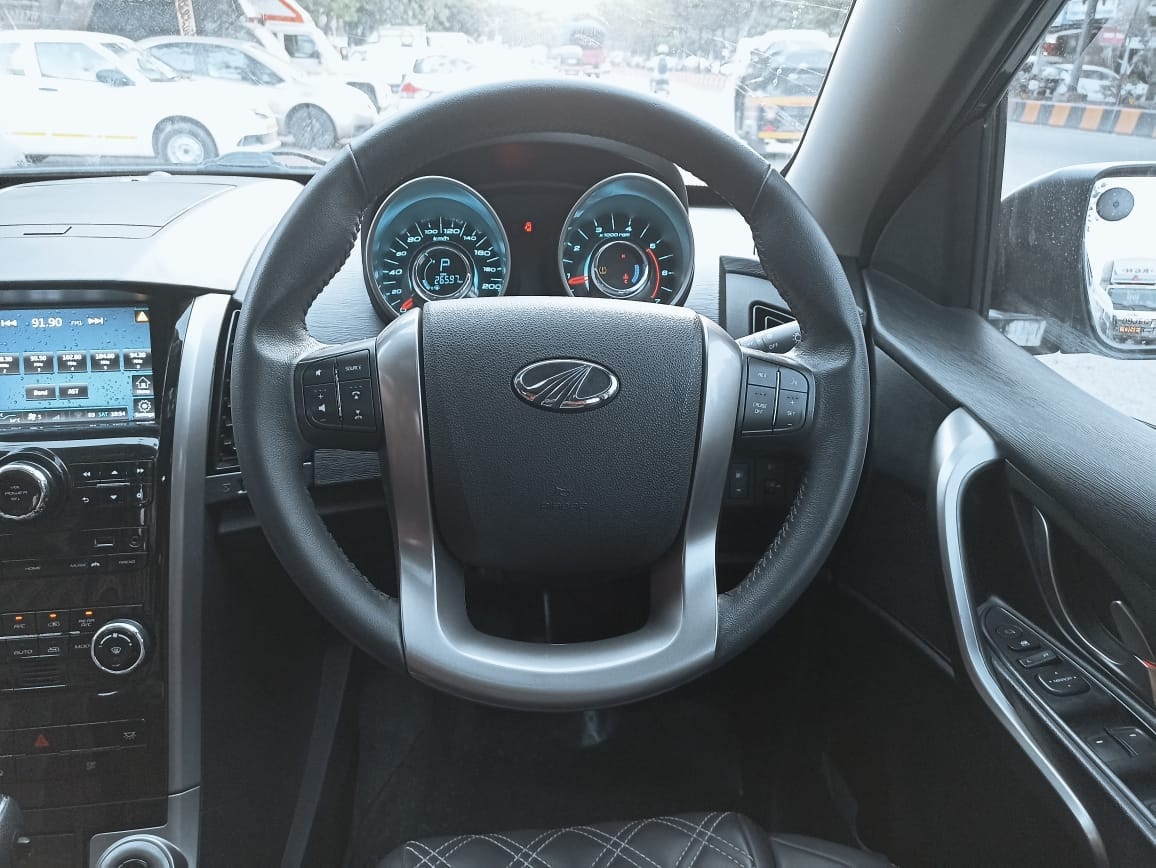 XUV500 image 12 XUV500 image 12