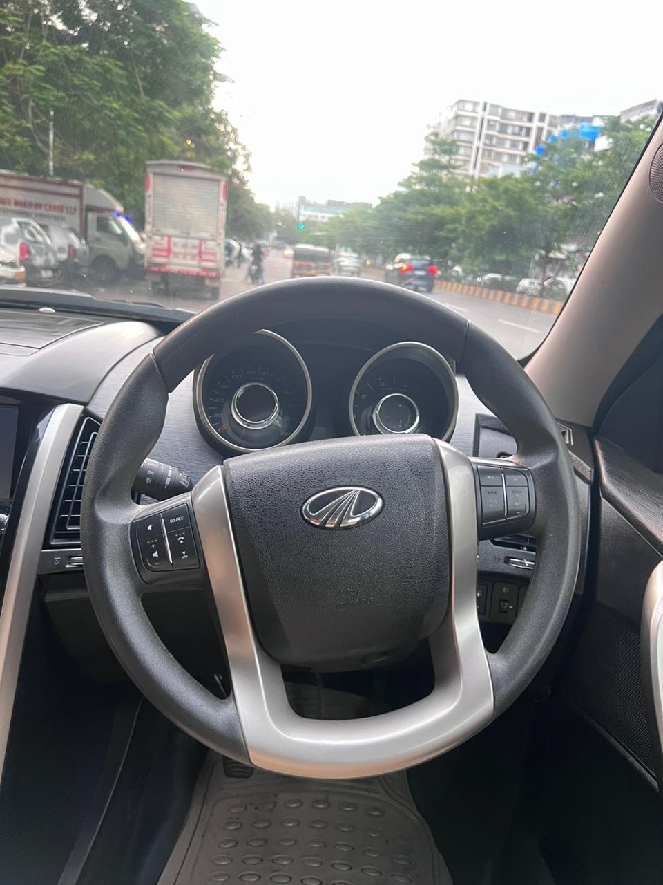 XUV500 image 13 XUV500 image 13