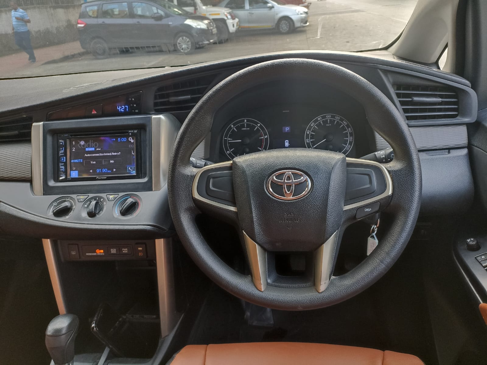 Innova Crysta image 12 Innova Crysta image 12