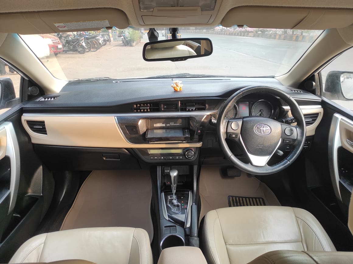 Corolla Altis image 12 Corolla Altis image 12