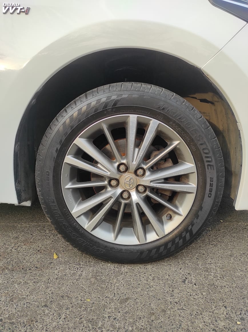 Corolla Altis image 9 Corolla Altis image 9