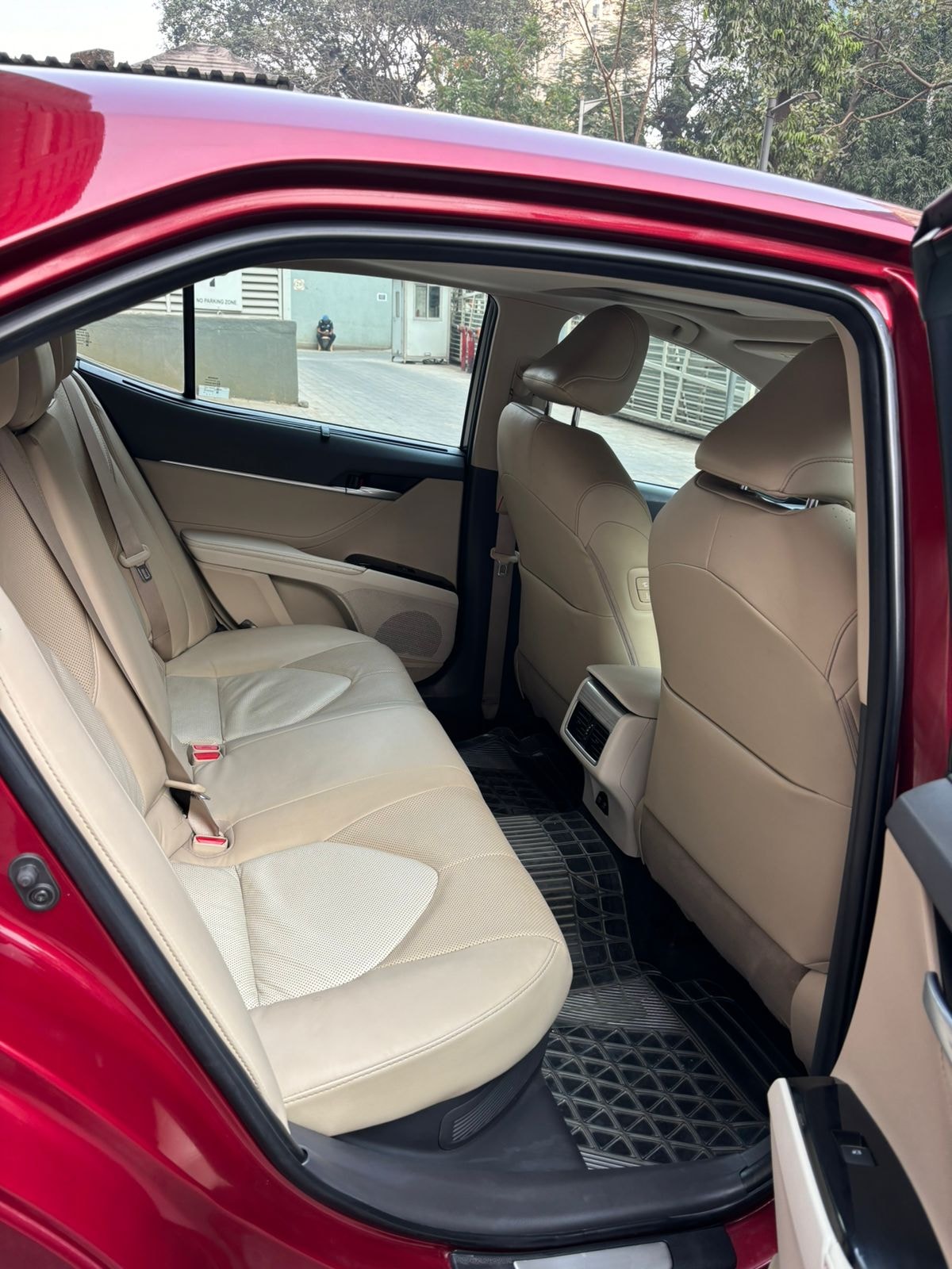 Camry image 12 Camry image 12