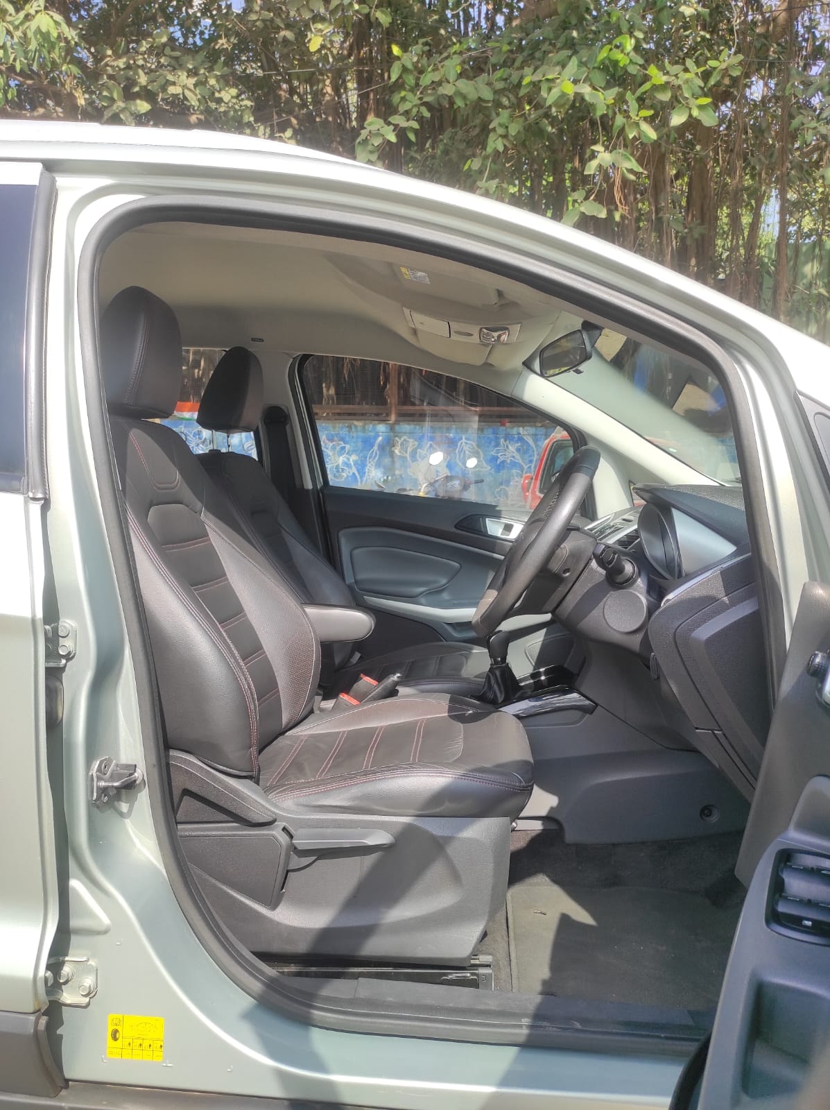 EcoSport image 15 EcoSport image 15