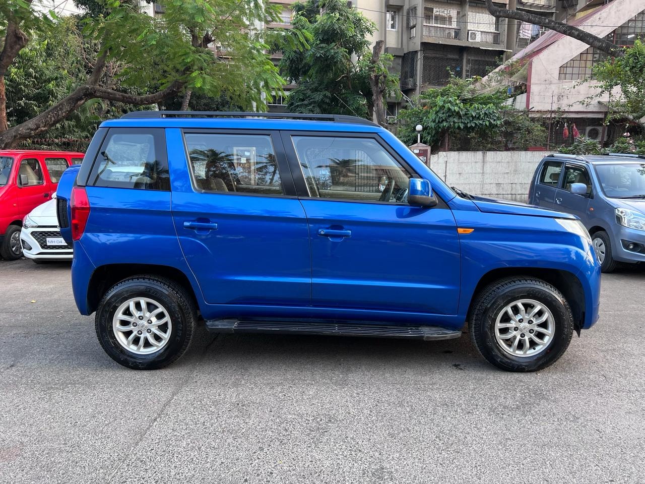 TUV300 image 6 TUV300 image 6