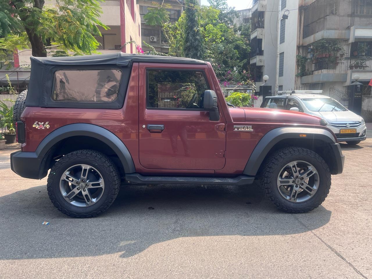 View 2021 Mahindra Thar LX Automatic 4 Seater Convertible Top Image 2 Used 2021 Mahindra Thar LX Automatic 4 Seater Convertible Top Image 2