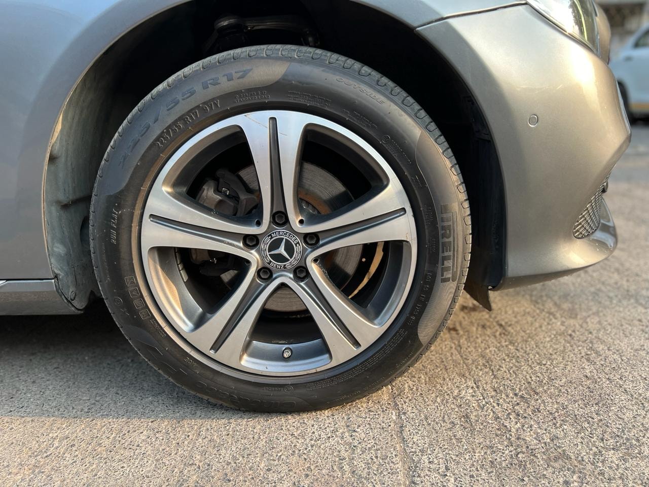 E-Class image 8 E-Class image 8