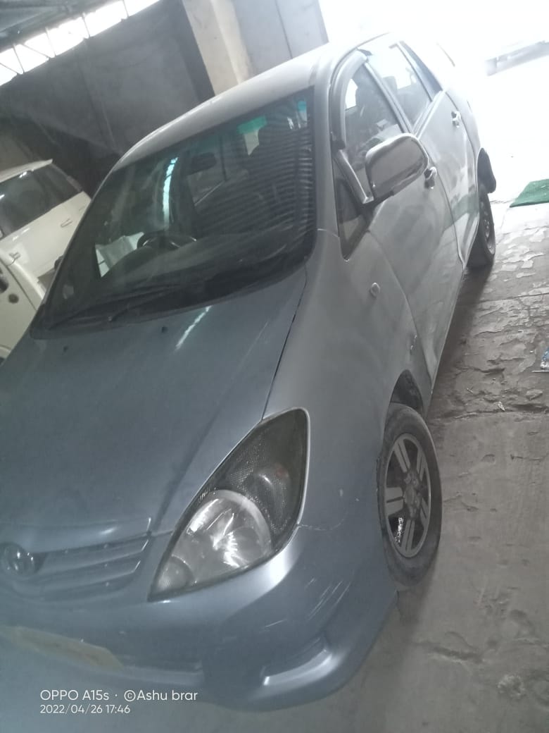 Innova image 3 Innova image 3