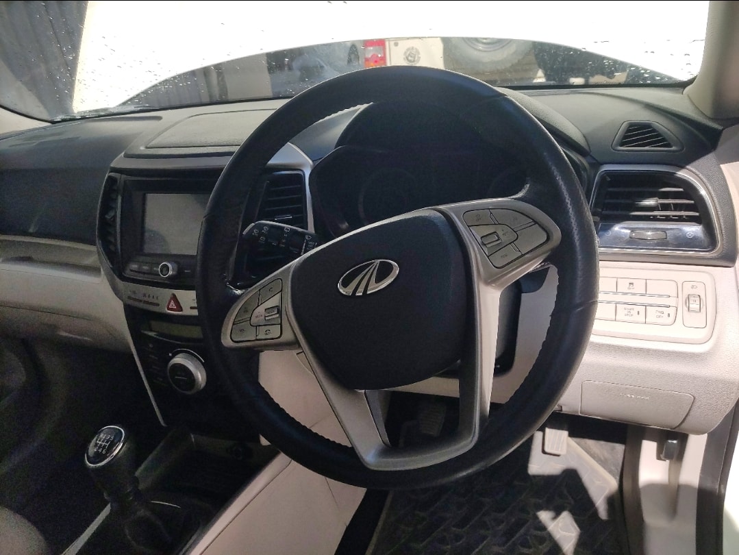 XUV300 image 7 XUV300 image 7