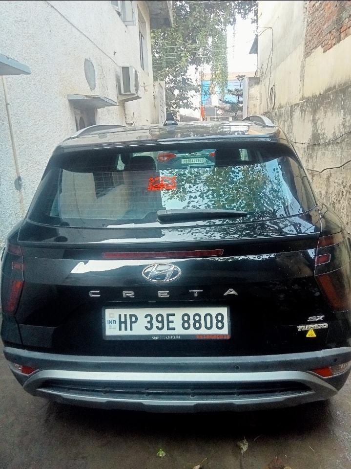 Creta image 2 Creta image 2