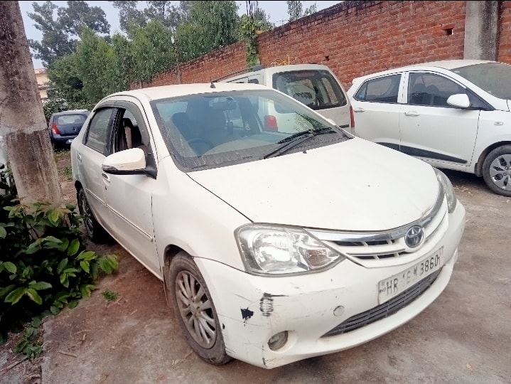 Etios image 1 Etios image 1