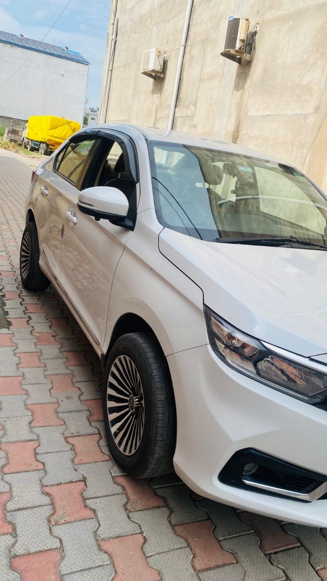 Used 2022 Honda Amaze Used 2022 Honda Amaze