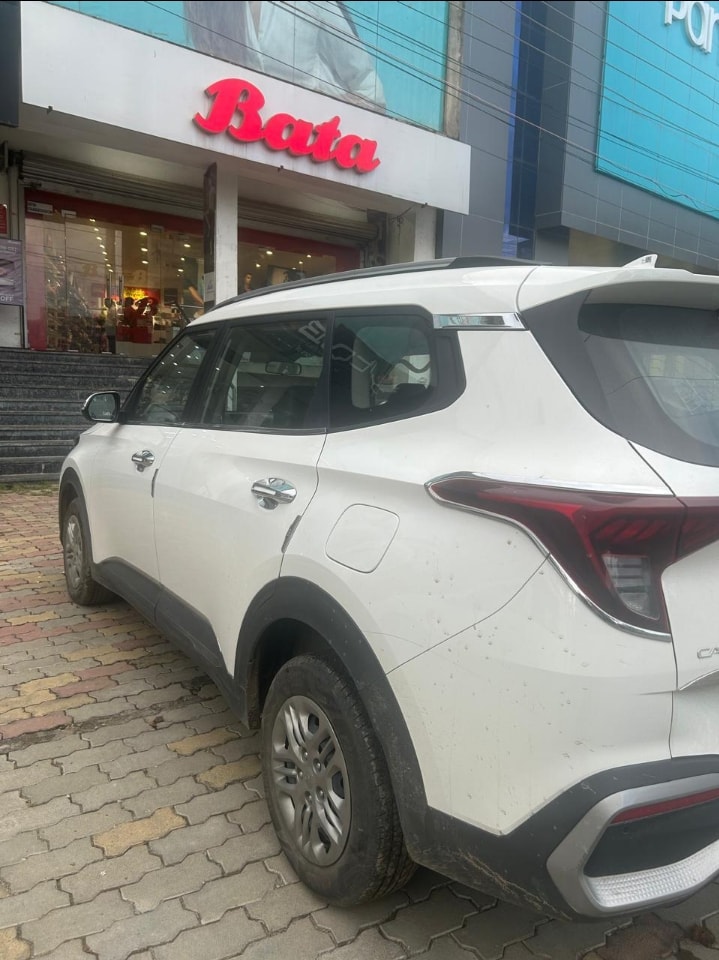 Used 2024 Kia Carens Used 2024 Kia Carens