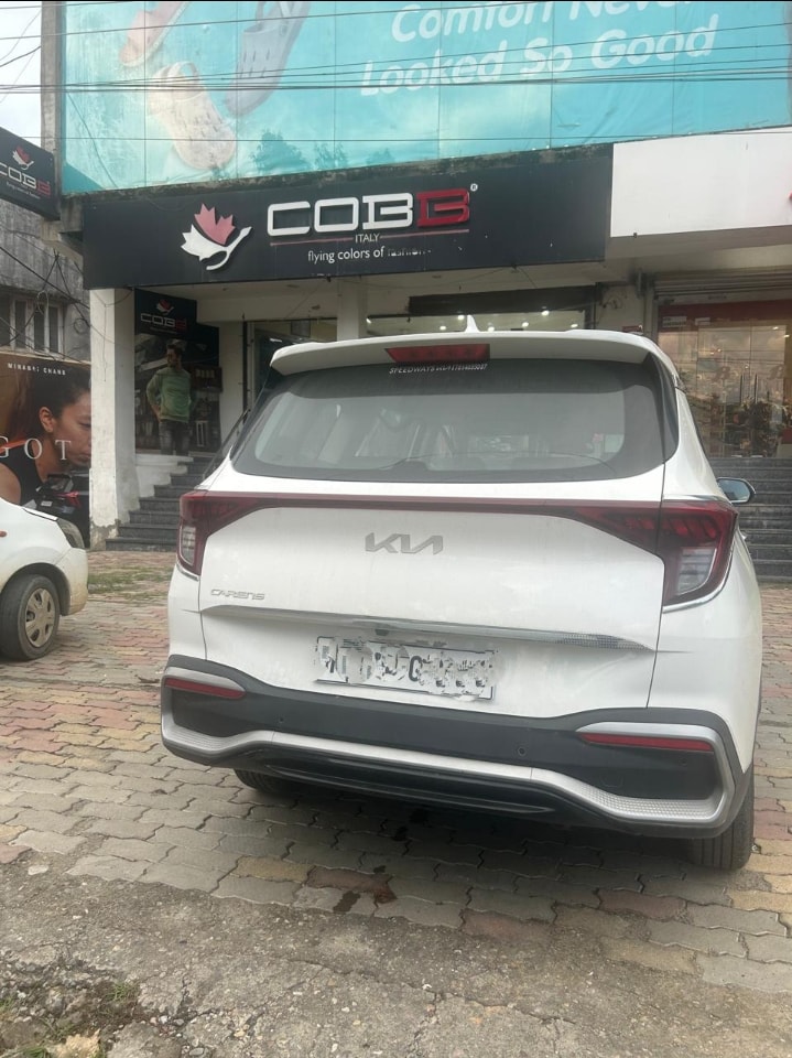 Used 2024 Kia Carens Used 2024 Kia Carens