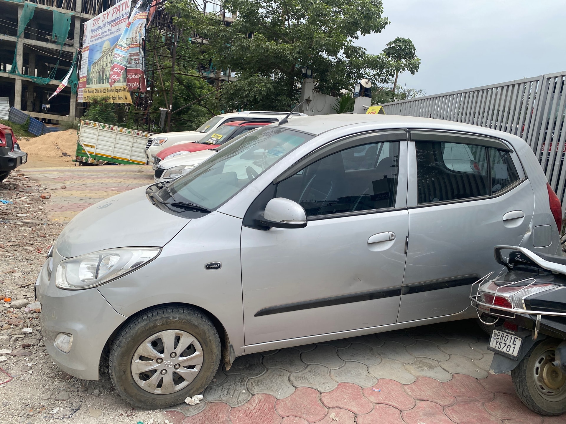 i10 image 2 i10 image 2