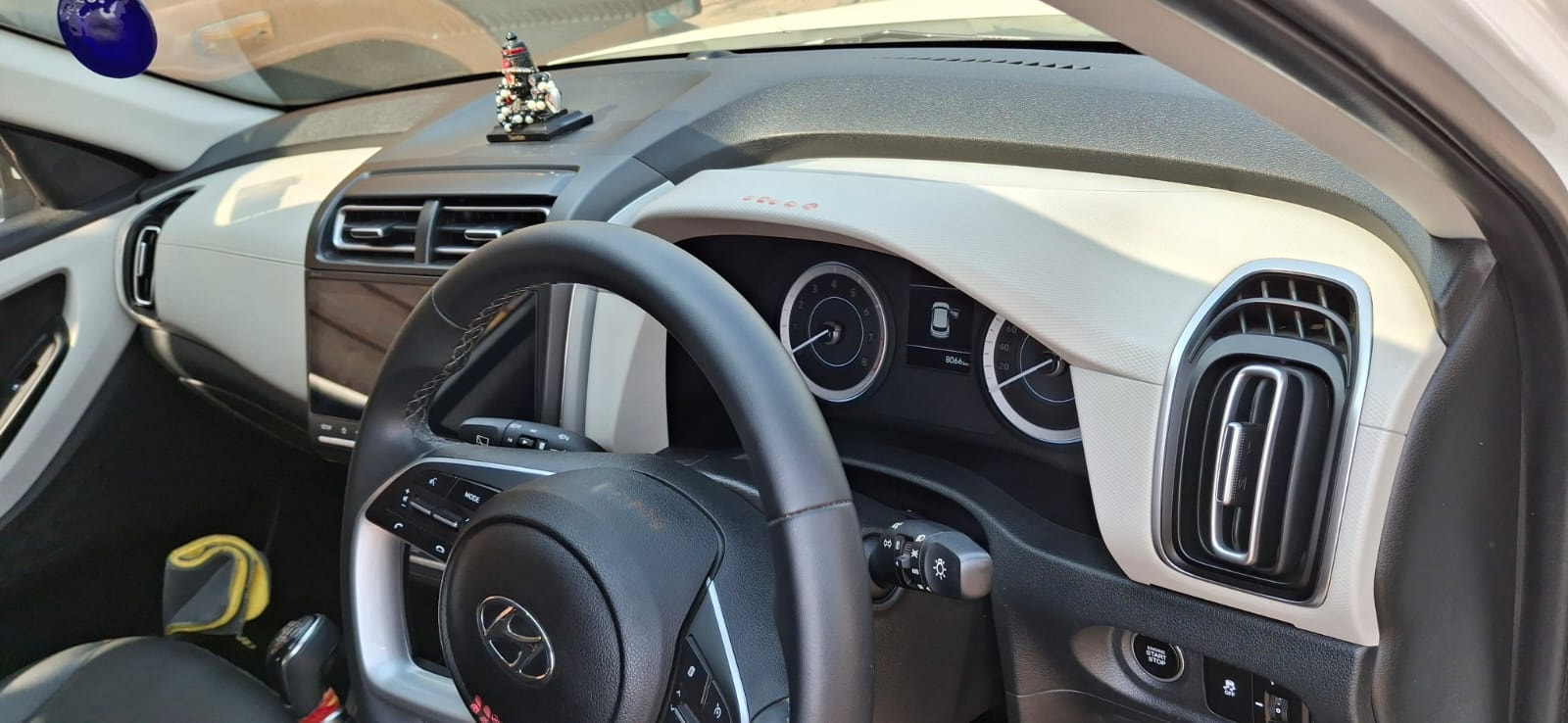 Creta image 1 Creta image 1