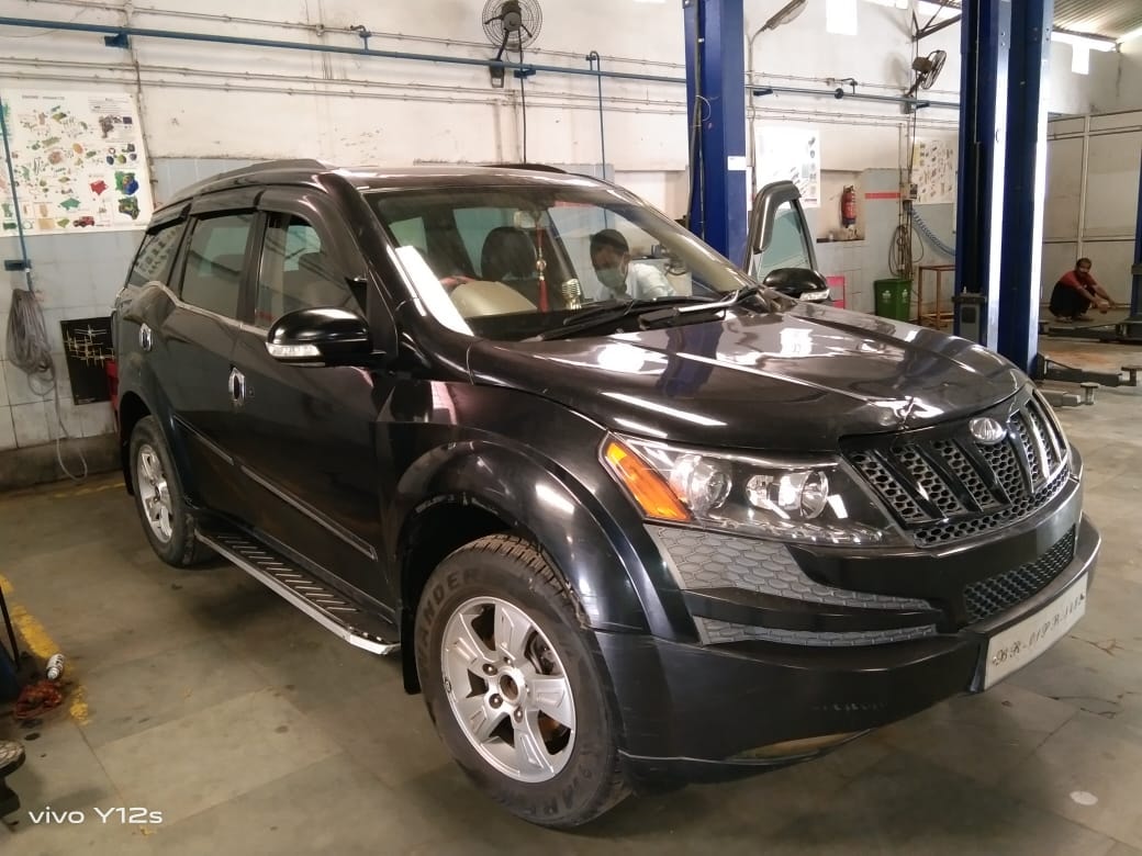 XUV500 image 2 XUV500 image 2