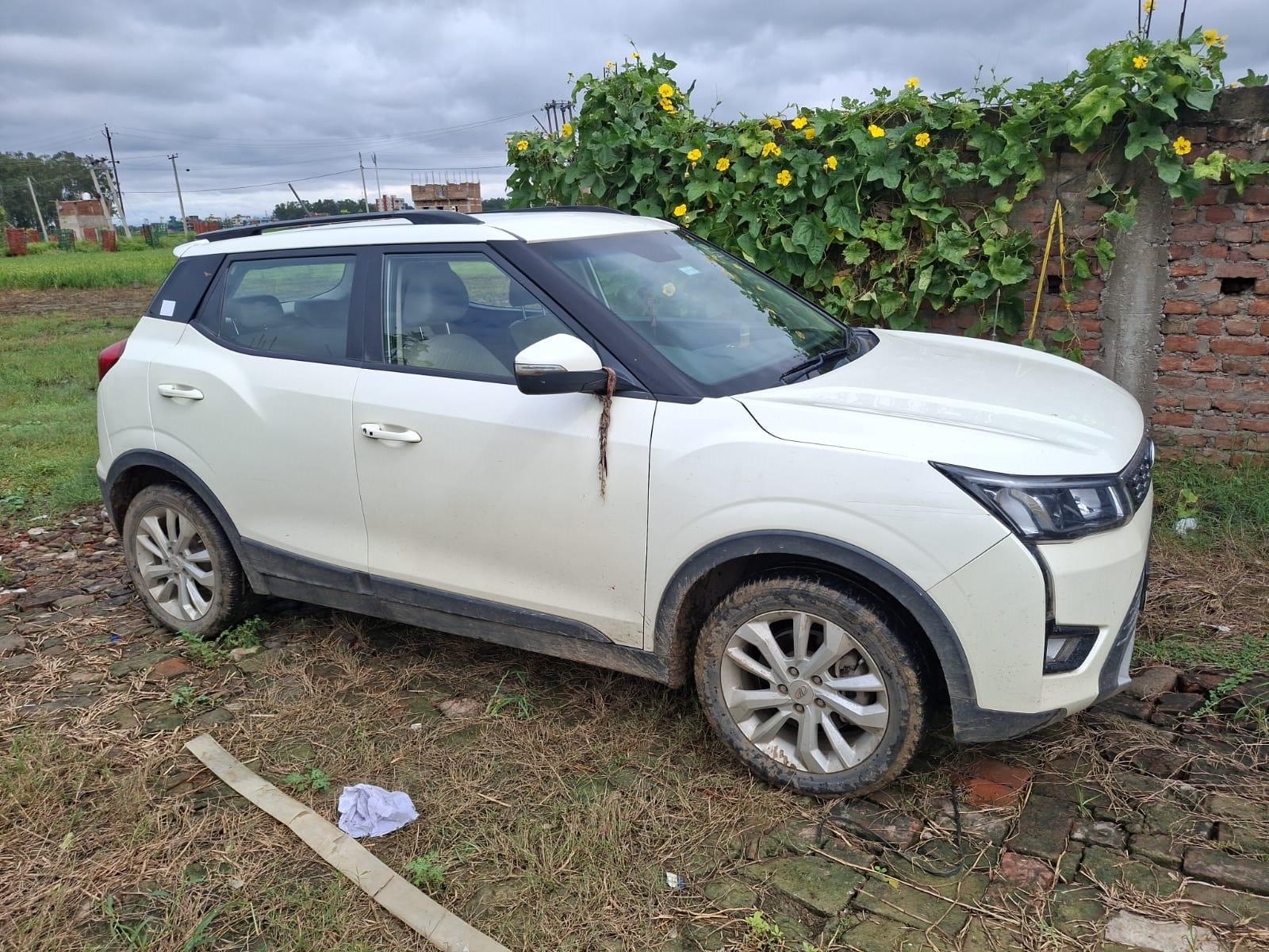 Used 2021 Mahindra XUV300 Used 2021 Mahindra XUV300