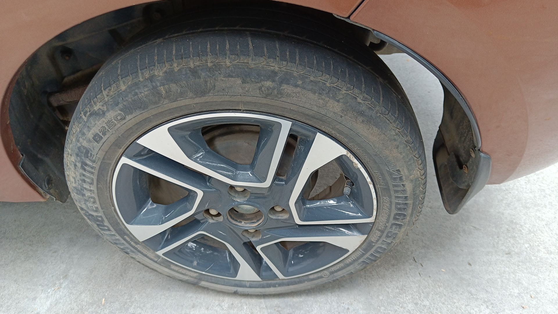 Tigor image 5 Tigor image 5