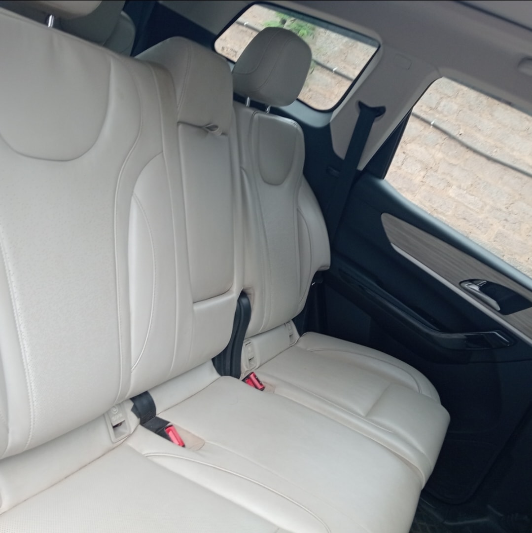 Used 2021 Mahindra XUV700 Used 2021 Mahindra XUV700