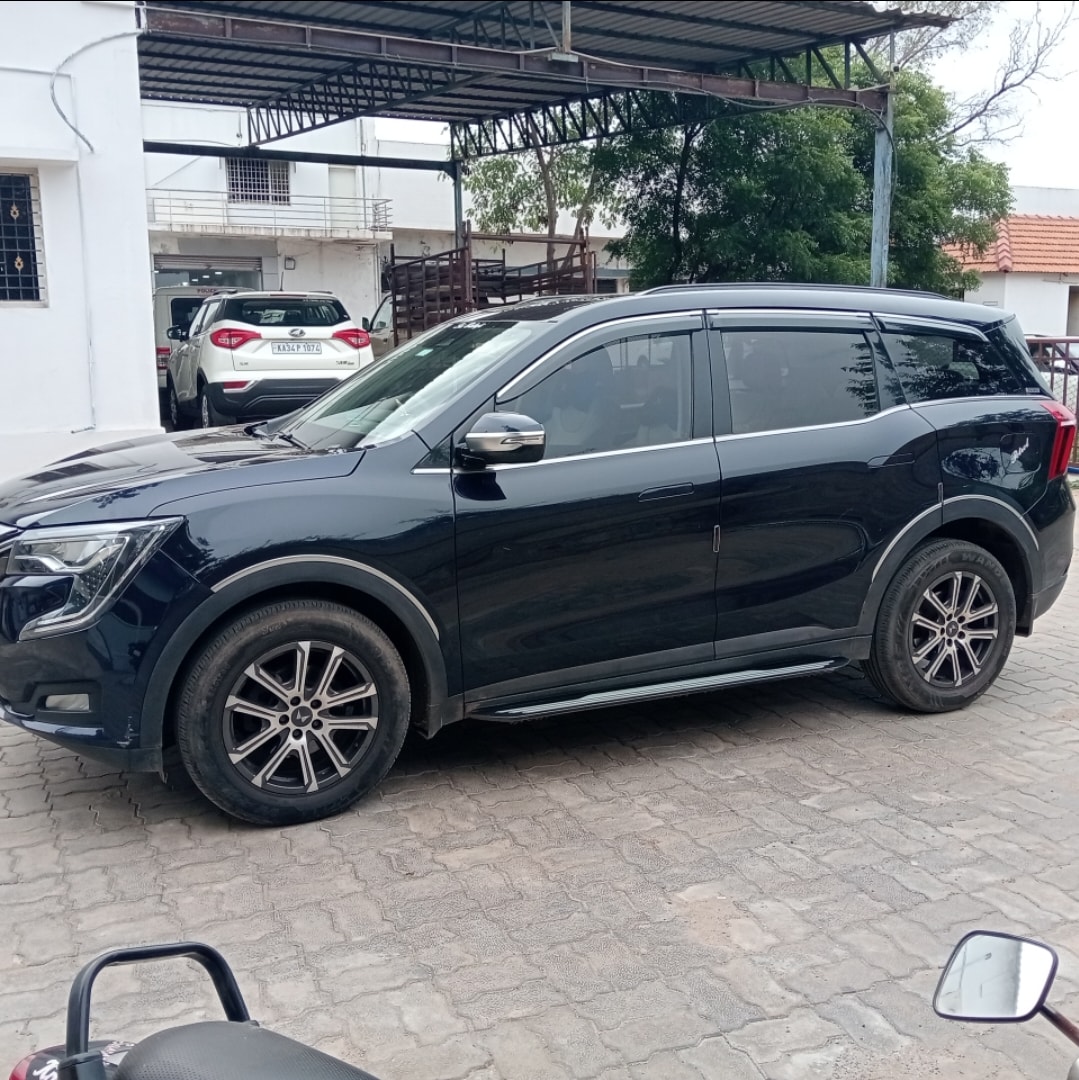 XUV700 image 2 XUV700 image 2