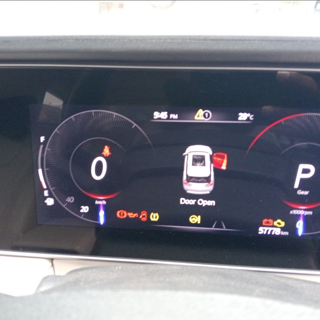 Used 2021 Mahindra XUV700 Used 2021 Mahindra XUV700