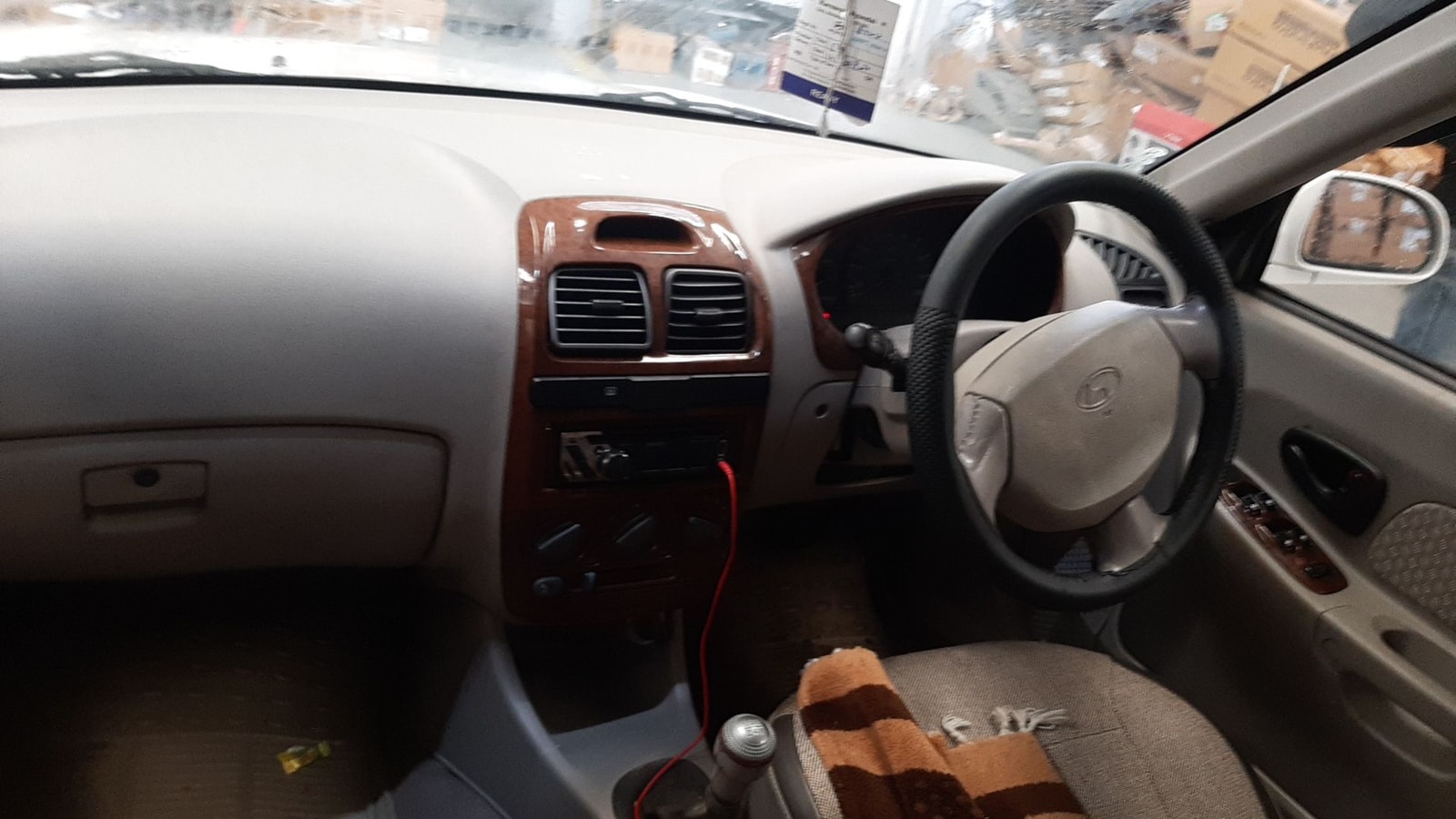 Accent image 17 Accent image 17