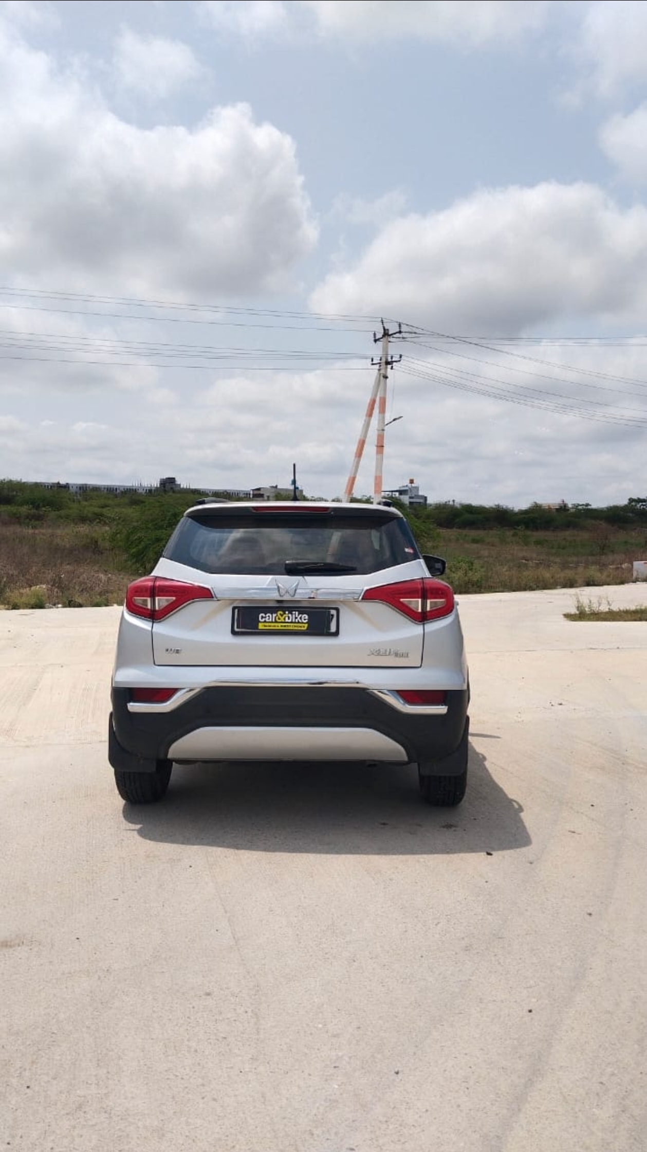 XUV300 image 4 XUV300 image 4