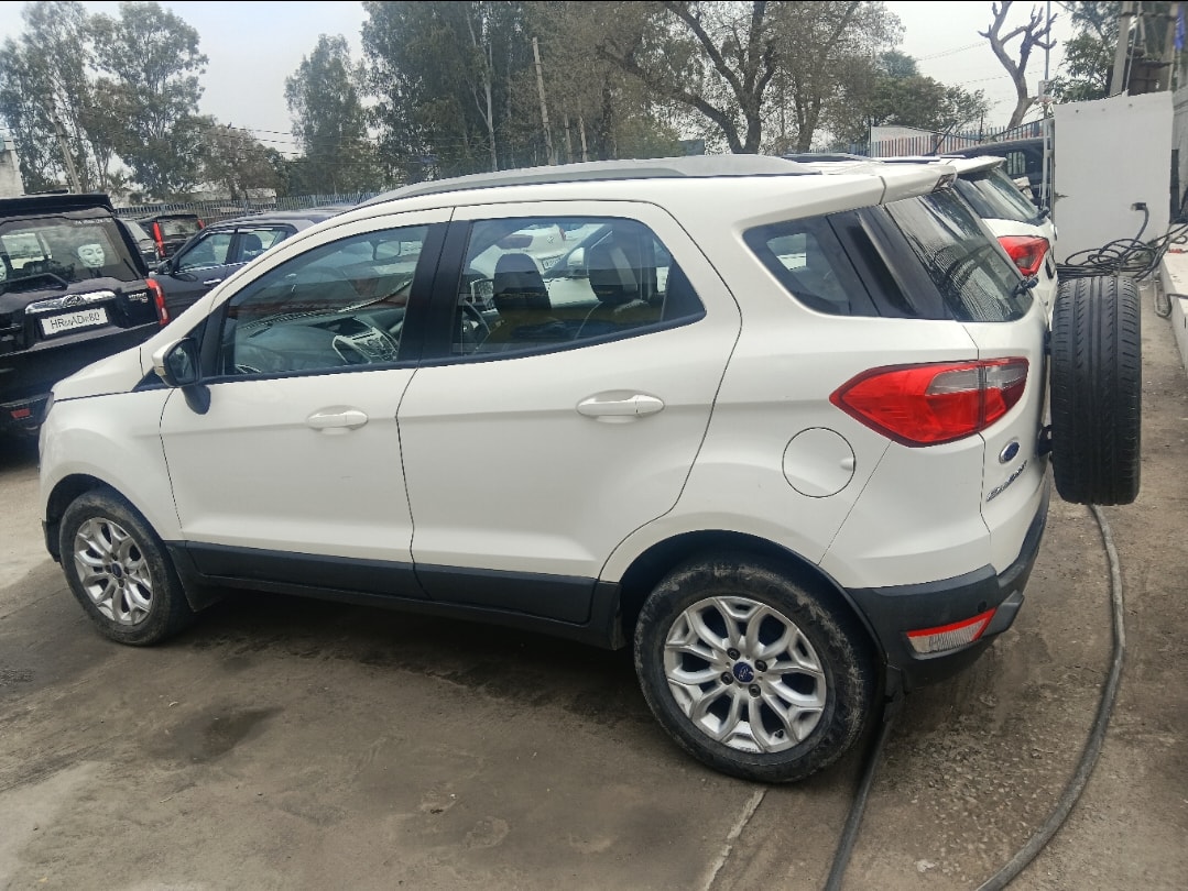 EcoSport image 1 EcoSport image 1