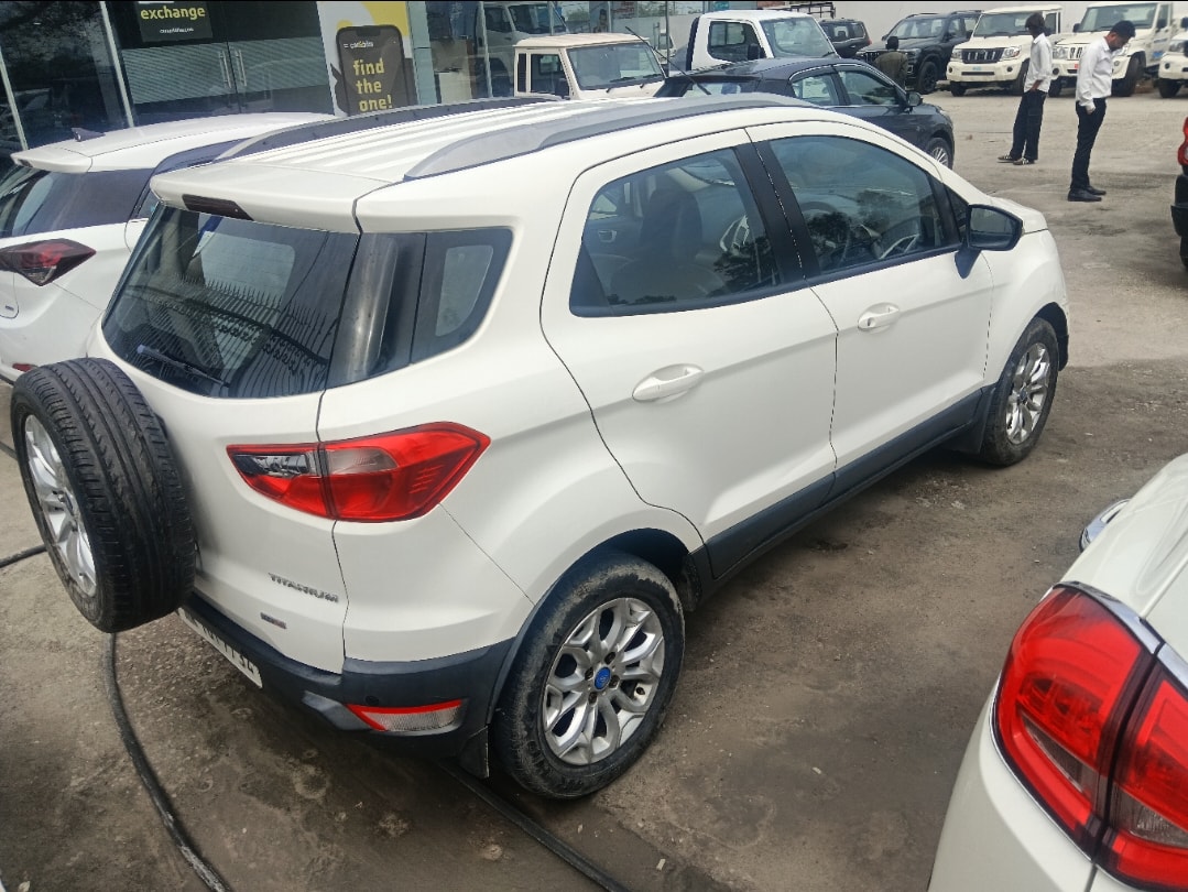 EcoSport image 4 EcoSport image 4