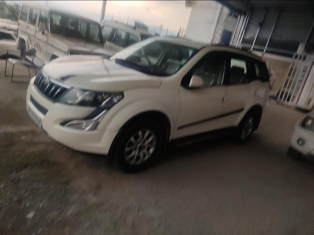 Used 2017 Mahindra XUV500 W10 FWD for sale