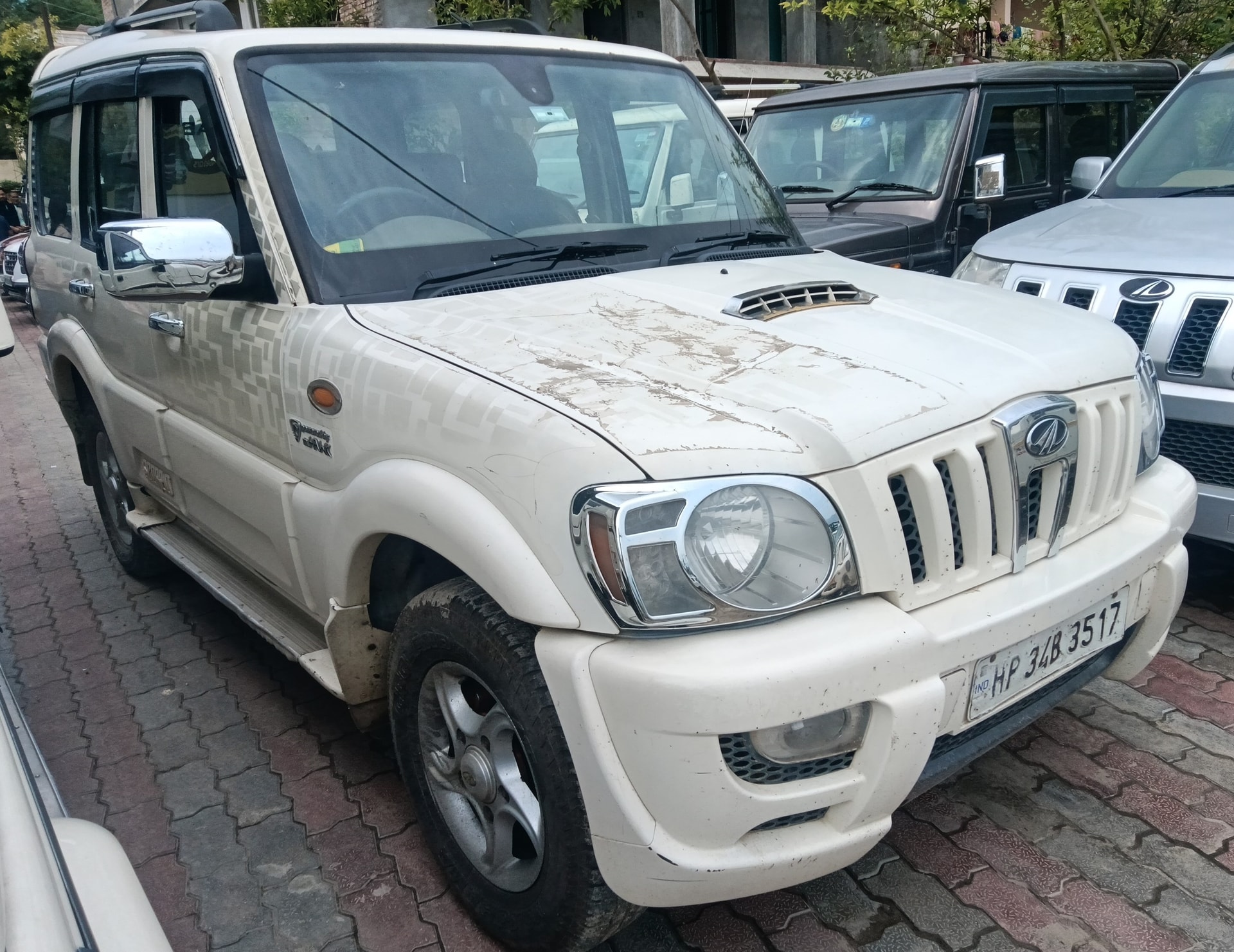 Scorpio image 5 Scorpio image 5