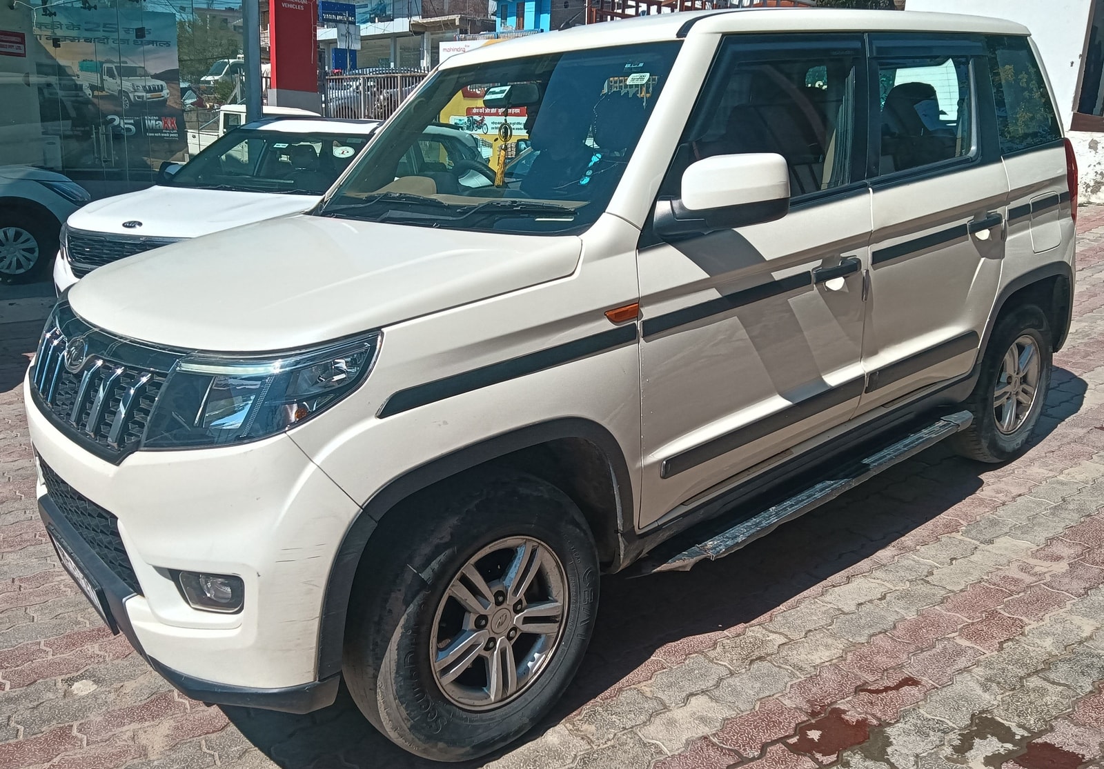 Used 2021 Mahindra Bolero Neo Used 2021 Mahindra Bolero Neo